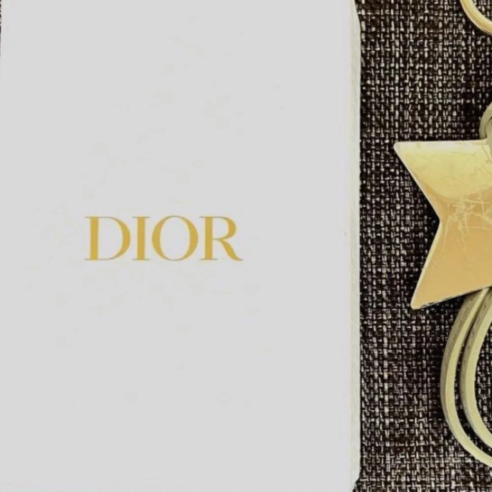 😍🌟Authentic Dior Gold Star ⭐️😍
